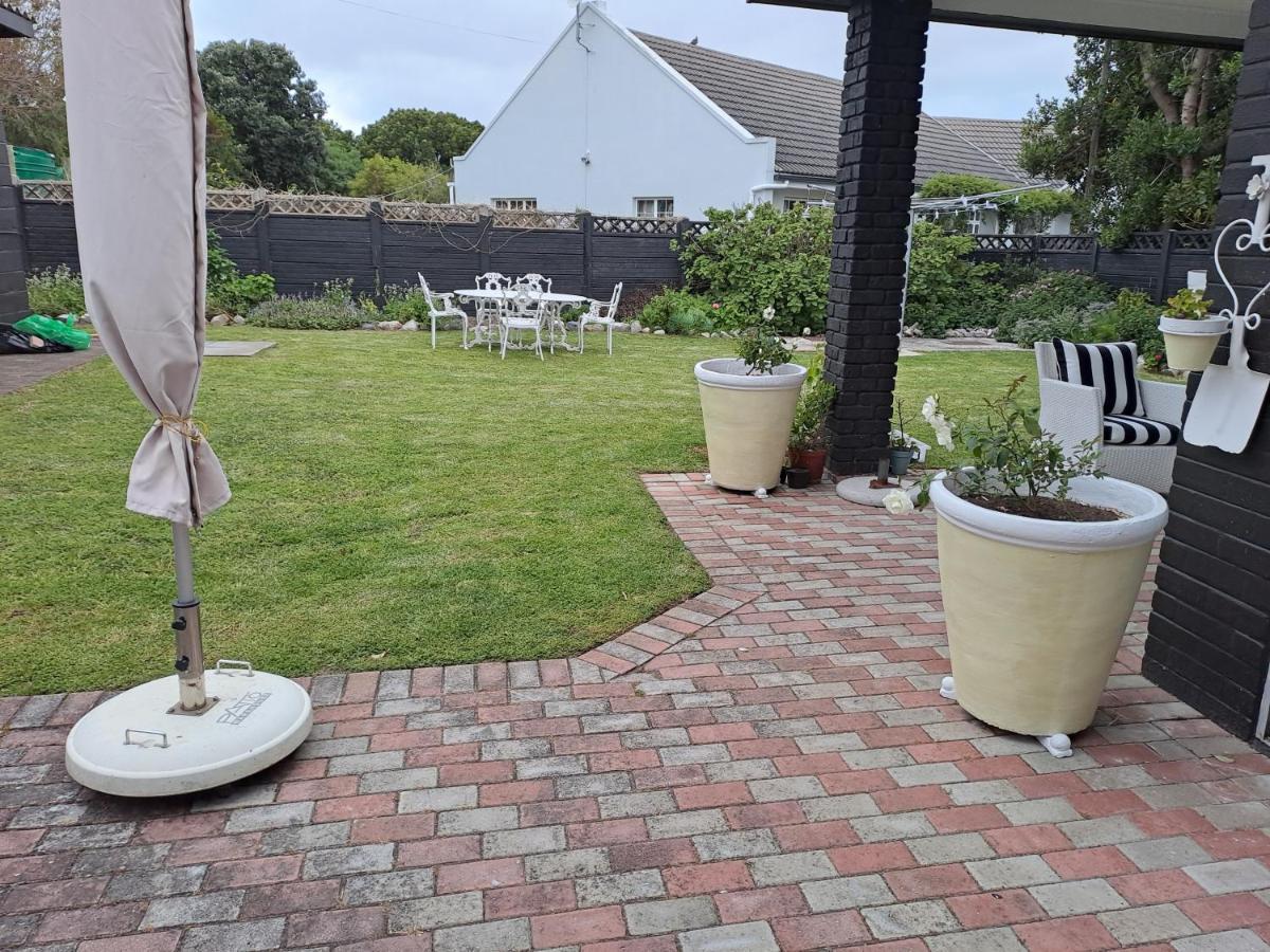 Hotel Milky Way Hermanus Exterior foto